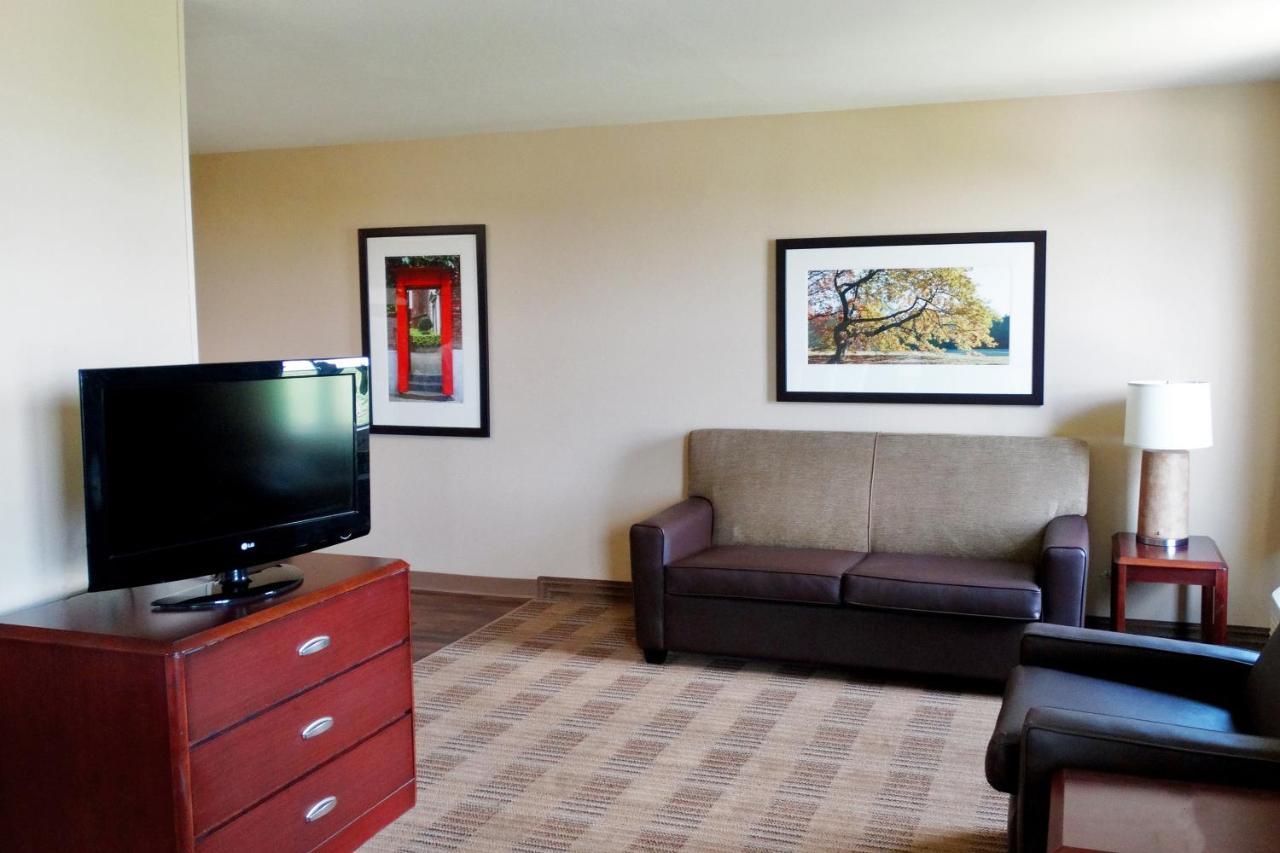 Extended Stay America Suites - Detroit - Auburn Hills - Featherstone Rd Exterior photo