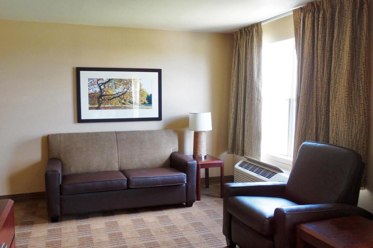 Extended Stay America Suites - Detroit - Auburn Hills - Featherstone Rd Exterior photo